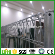 GM free sample 2016 hot sale hot dipped galvanized roll top fence